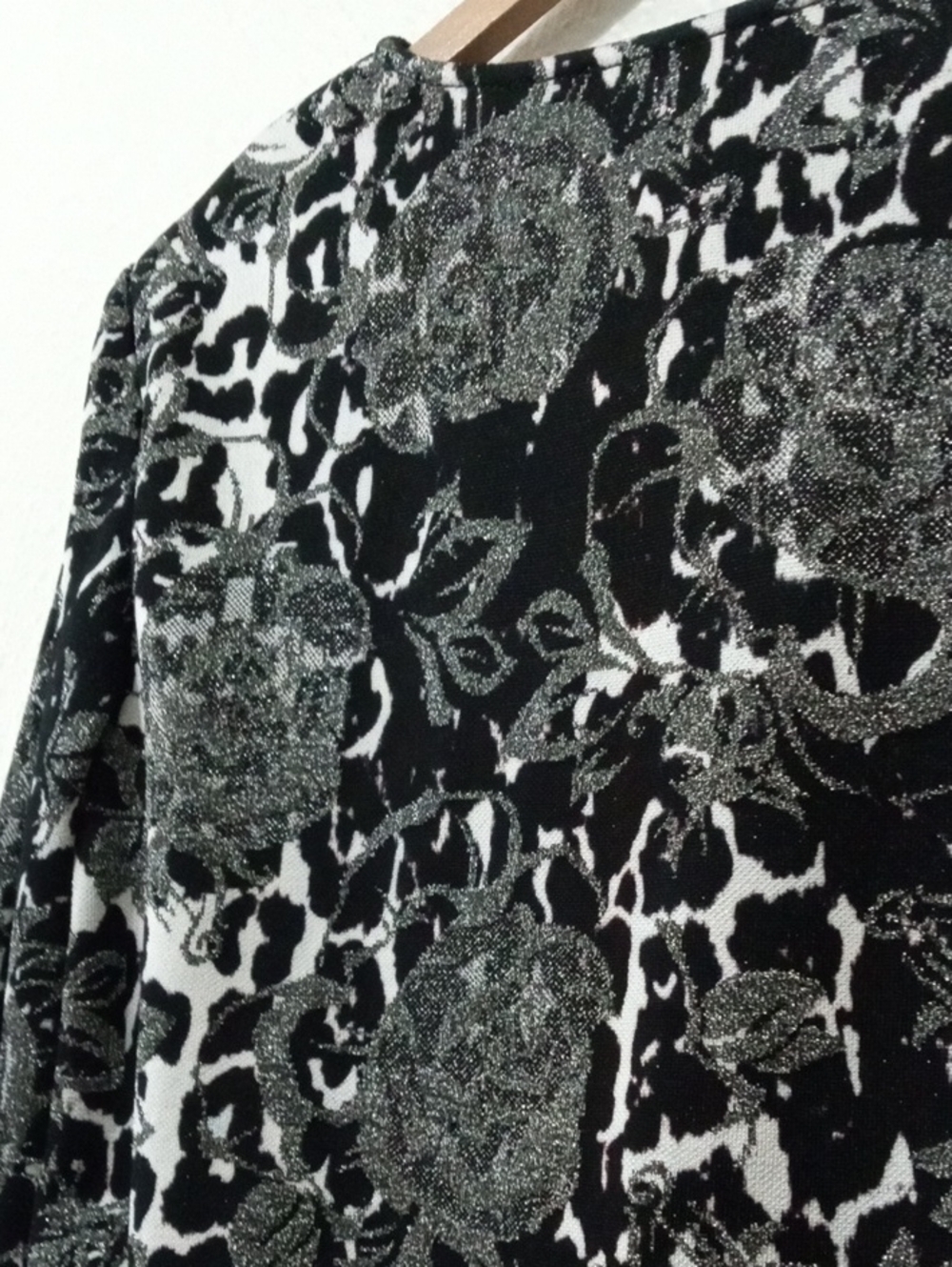 St. John Jacket - Picture 7 of 9
